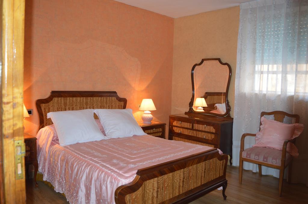 Casa Rural Los Llaganos Villaturiel Eksteriør bilde